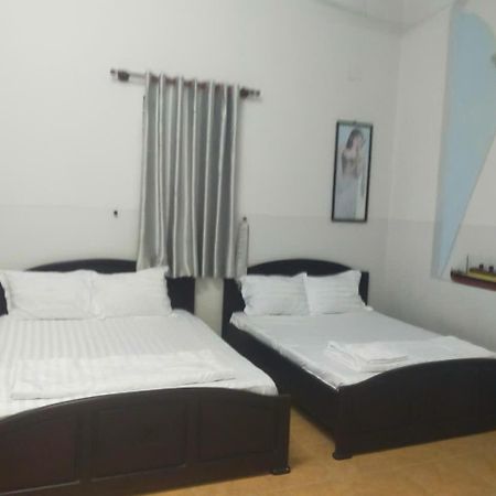 Khach San Khanh Du - Khanh Du Hotel Бьенхоа Экстерьер фото